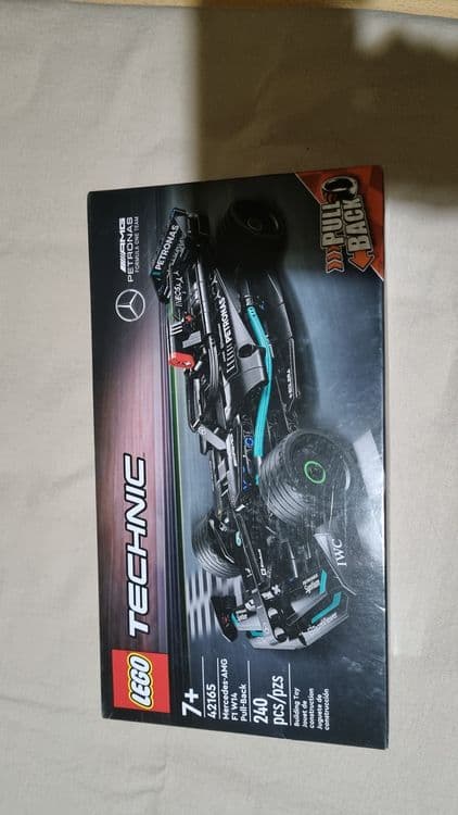 Лего техник. Мерседес AMG Full-Back — 2