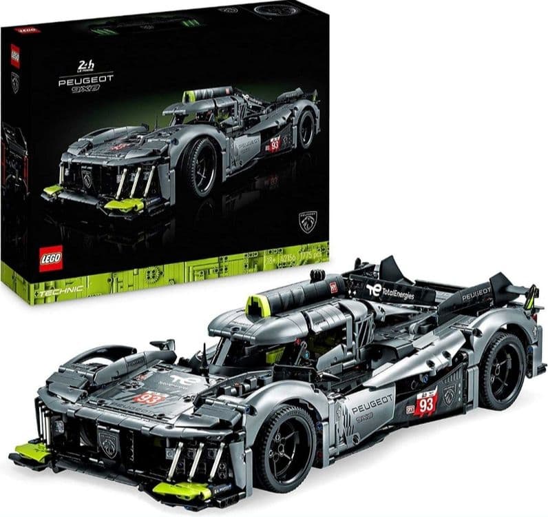 LEGO Technic Peugeot Hybrid Hypercar — 1