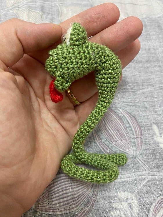 Вязаная игрушка Змейка — 8