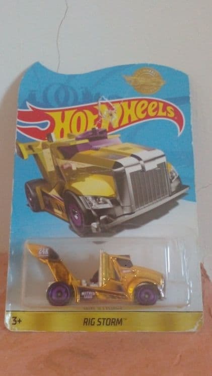 Hot Wheels машинка — 1