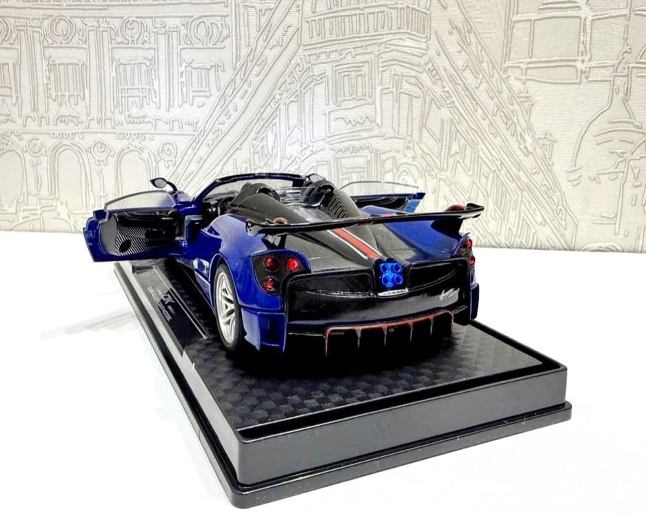 Pagani Huayra 1.32! Металлическая модель со светом и звуком — 4