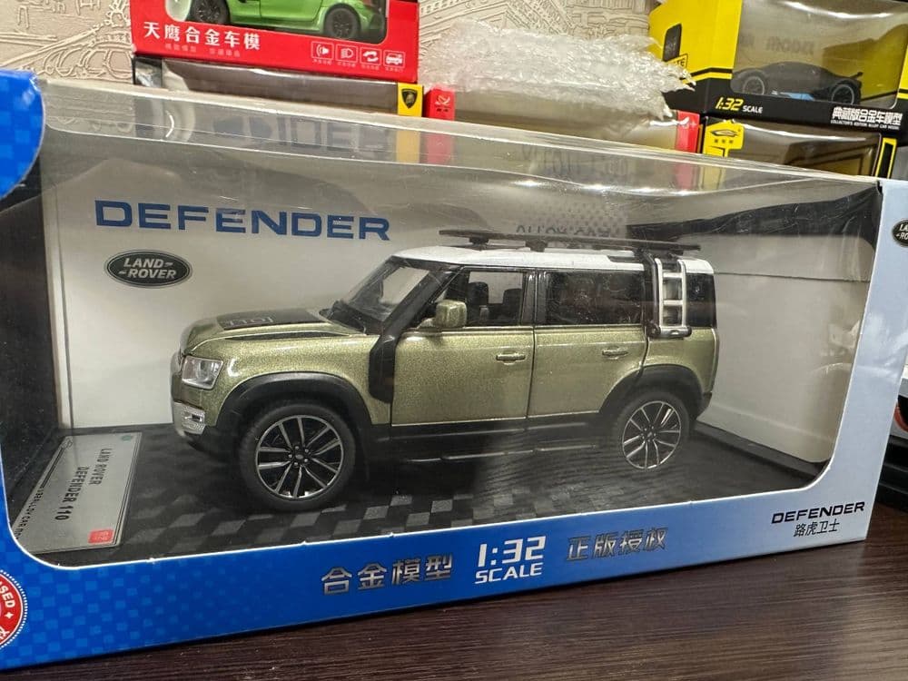 Range Rover 1.32! Металлическая модель со светом и звуком — 2
