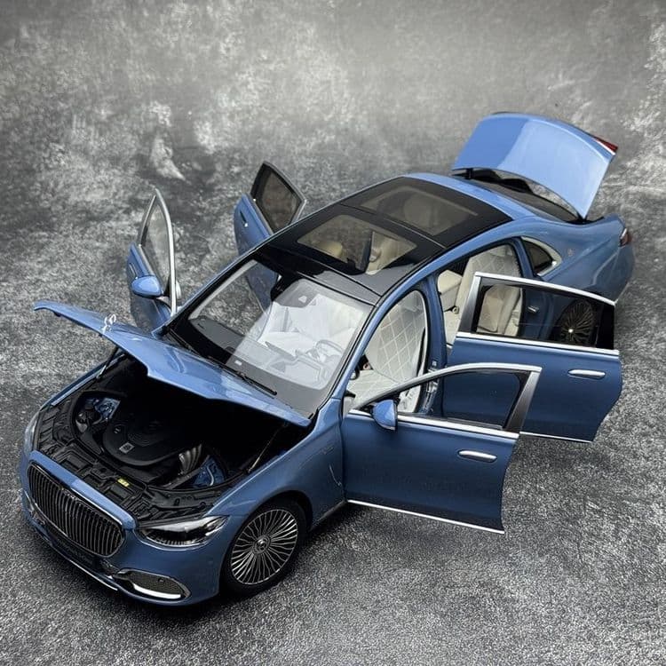 Масштаб 1.18 Mercedes-Maybach S-Class 2021 — 2