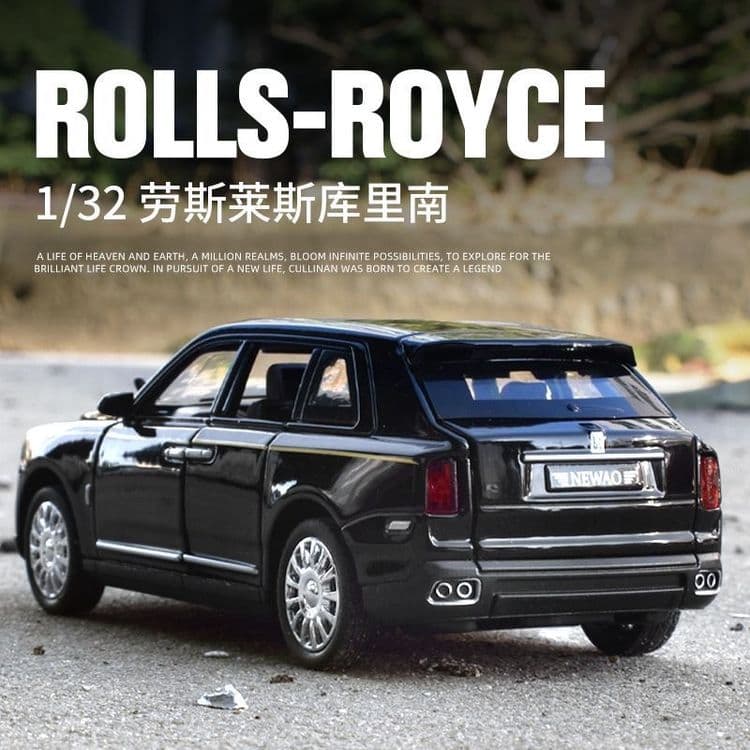 Rolls Royce Cullinan 1:32 — 9