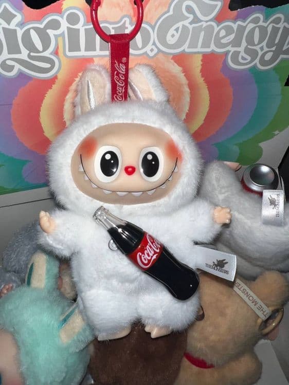 Labubu новая трендовая игрушка — 2