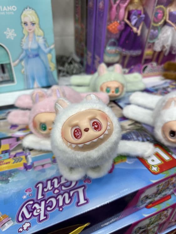 Trenddagi osha mashxur labubu — 6