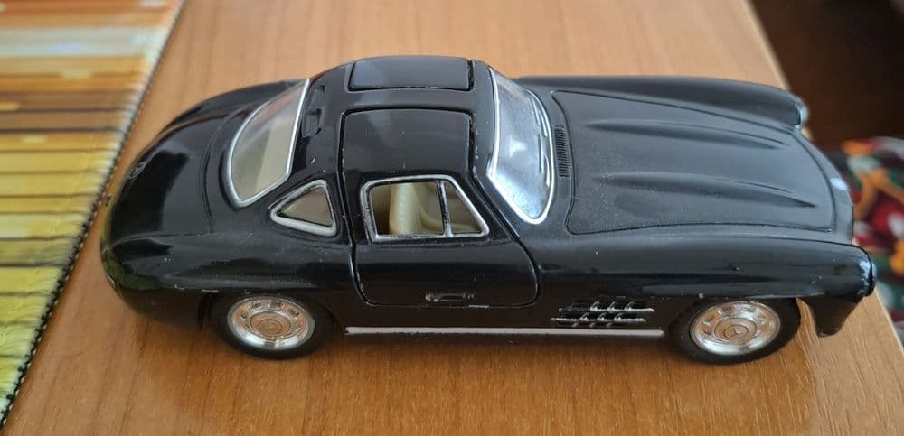 Mercedes-Benz 300SL — 3