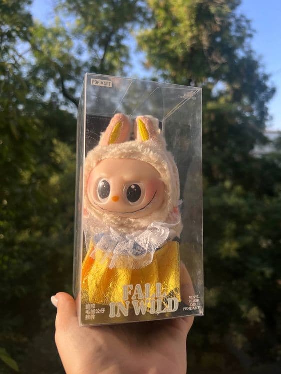 Labubu в одежде лабубу — 2