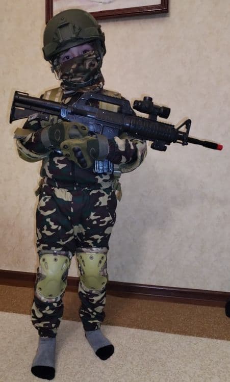 Детские подростковыйе игрушки. Новые — 1