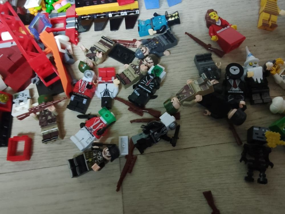 Продам игрушки LEGO — 2