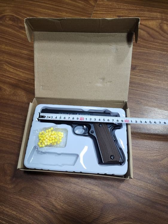 Железный пистолет C8 — 10