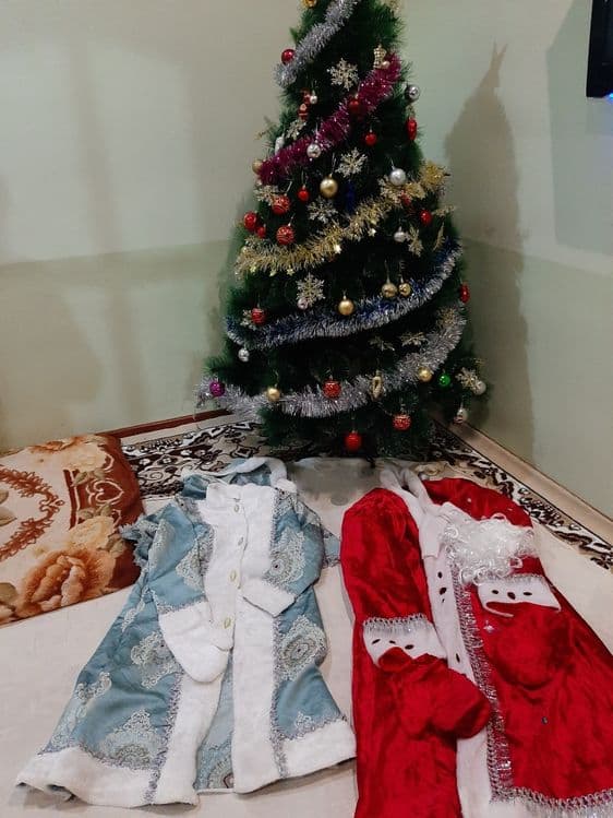 Арча, арча уйинчоклари, крбобо ва корки кисти комплект — 3