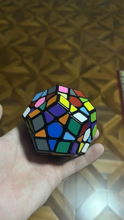 Kubik rubik megaminx — 2