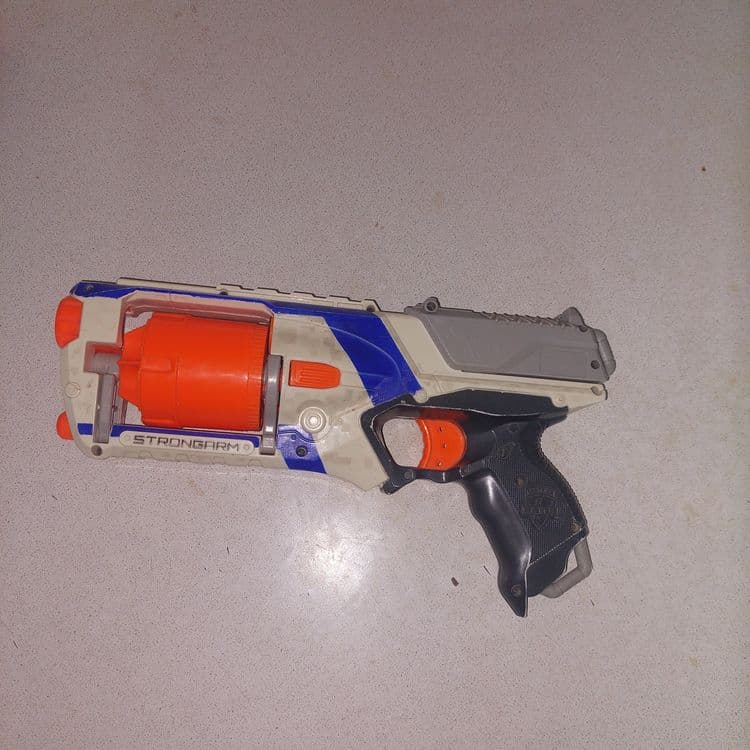 Nerf blasterlar rampage va strong arm — 4