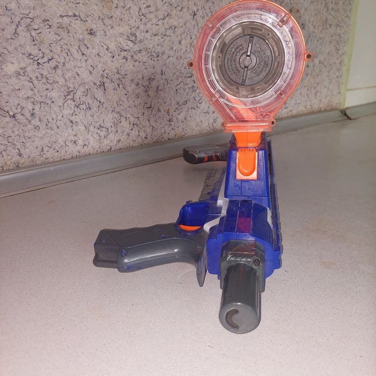 Nerf blasterlar rampage va strong arm — 6