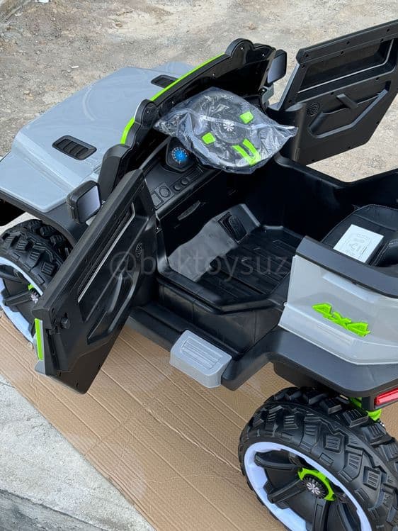 Детский электромобиль Джип 12V 4x4 до 80 кг с пультом и музыкой — 4
