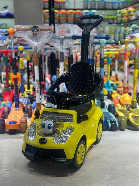 Детская машинка с родительской ручкой. — 4