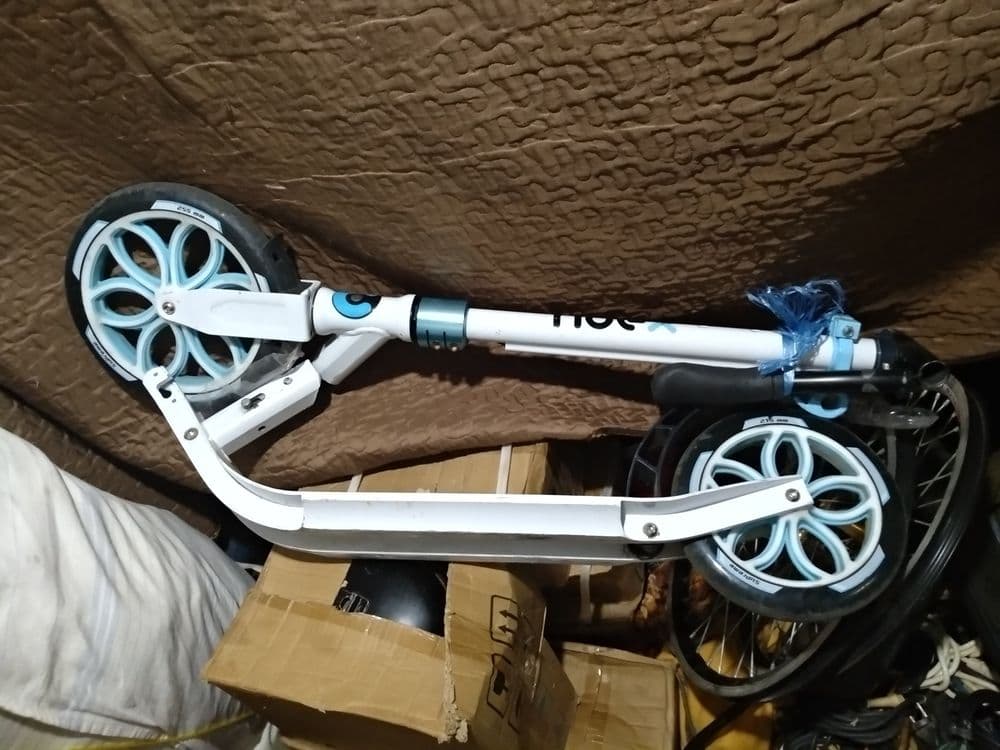 Продам самокат не рабочий — 1