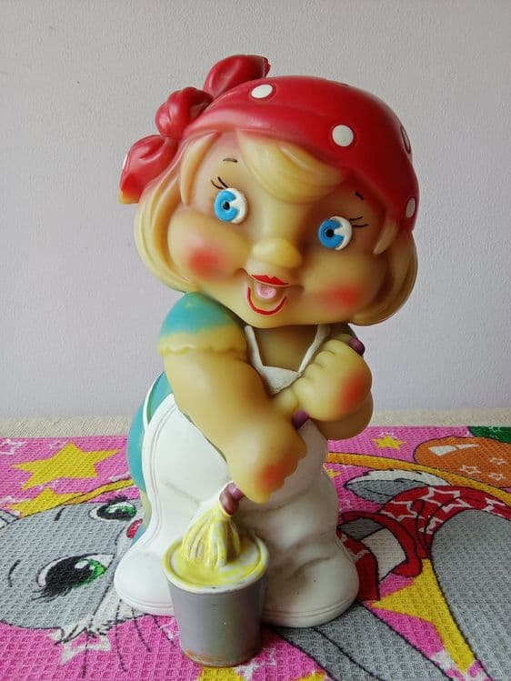 Плюшевые , резиновые  игрушки ,  значки   СССР — 5