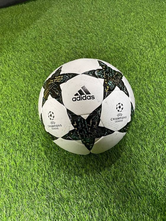 Futbol koptok kaptok top myach — 3
