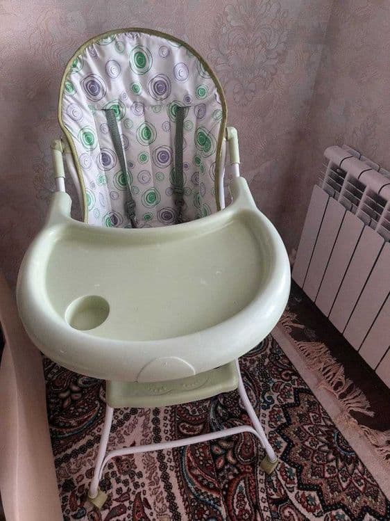 Продаётся срочно детский стол для кормления ребёнка — 2