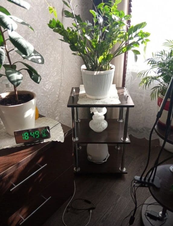 Тележка , помошница , тумбочка , этажерка для салона красоты. — 6