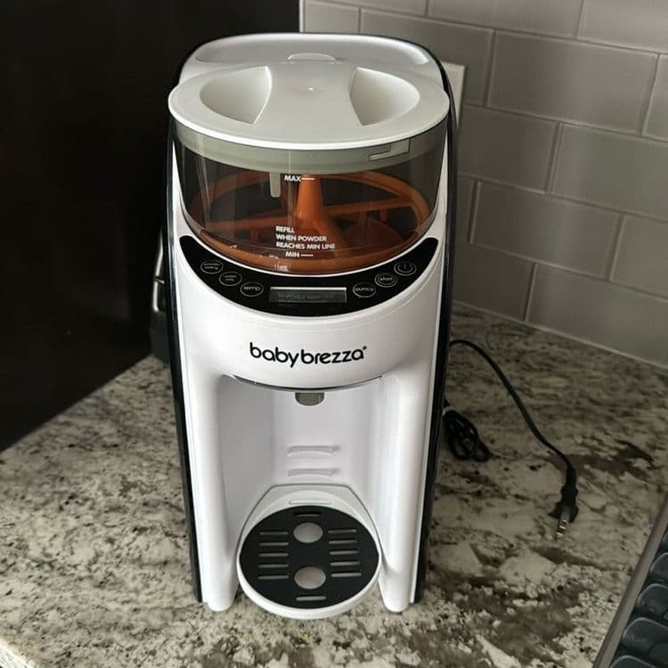Baby brezza Машина для приготовления молочной смеси — 1
