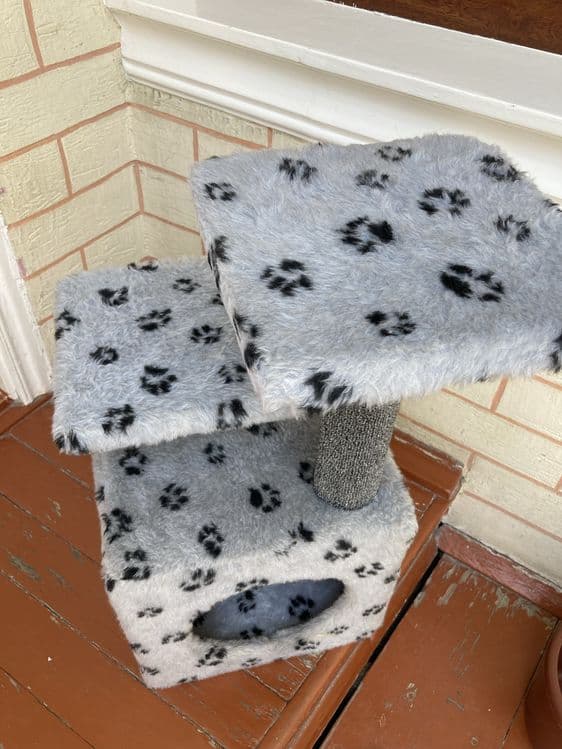 Домик для кошки с когтеточкой — 4