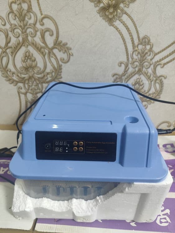 Inkubator sotiladi — 2