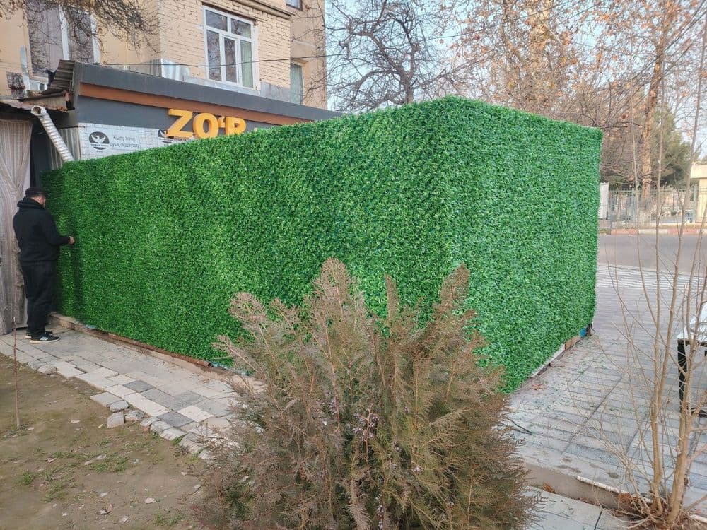 Suniy gazon chim zabor — 1