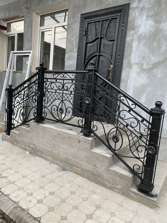 Дарвозалар ва ришоткалар — 16