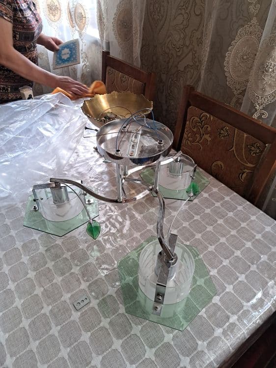 Люстра шикарная новая — 1