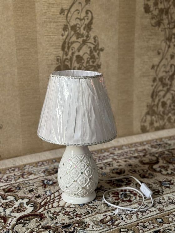 Lampa yangi sovga kegan ishlatilmagan — 3