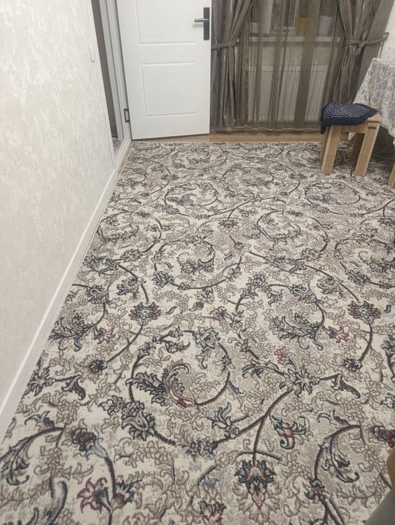 Все из дома ковры — 1