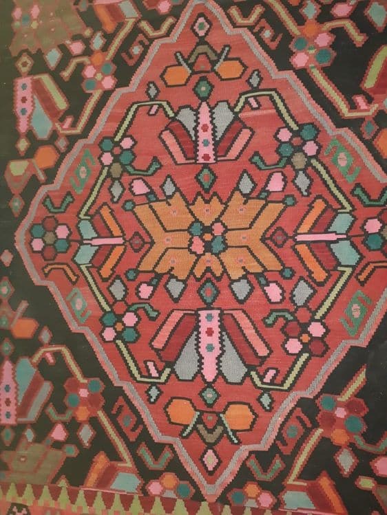 Традиционный шерстяной ковёр-карпет. Ручной работы — 1