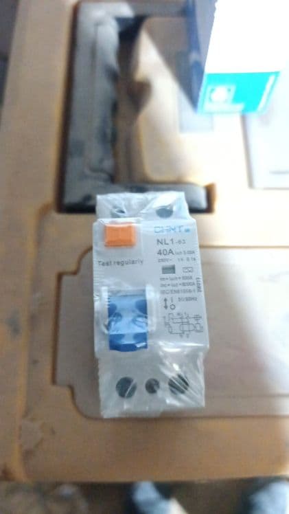 Aftomat UZO 40A yangi — 1