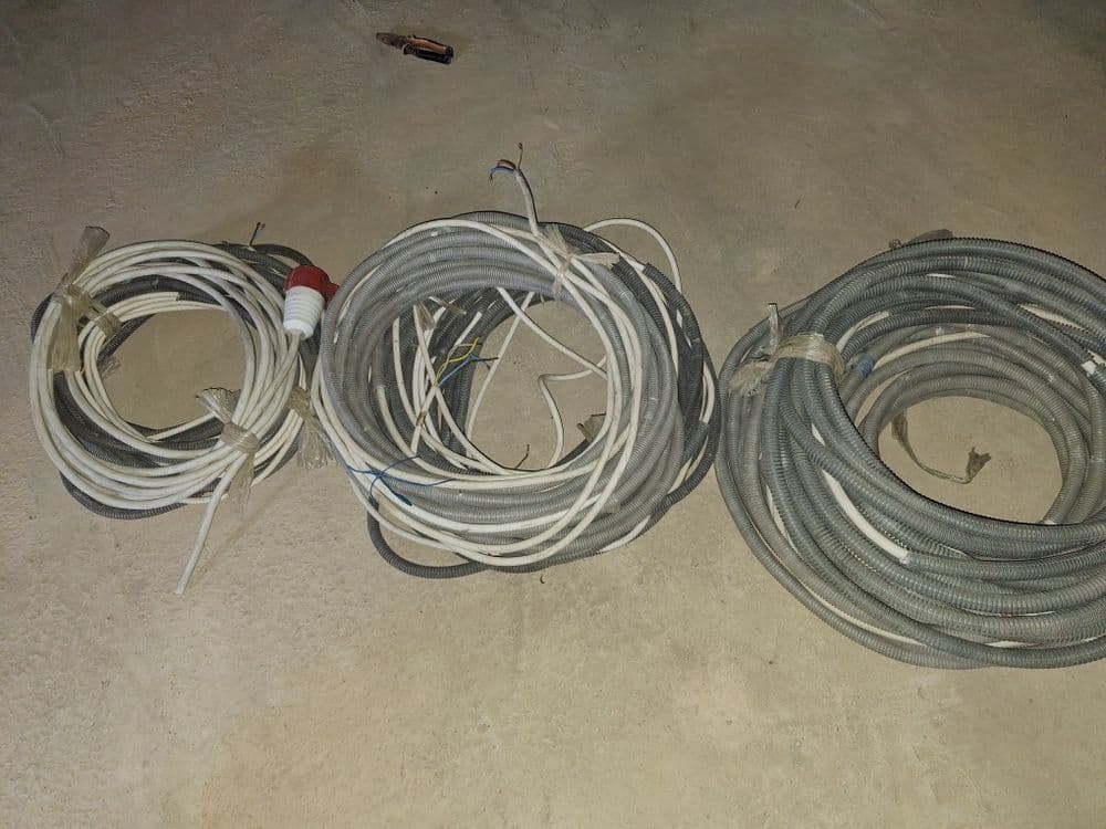 Кабел 380  kabel 380 — 3