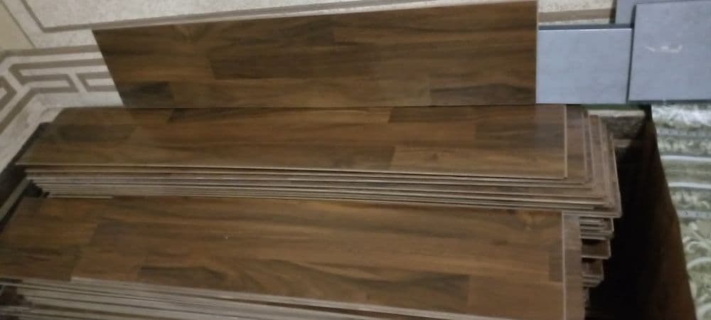 Laminat pol sotiladi — 1