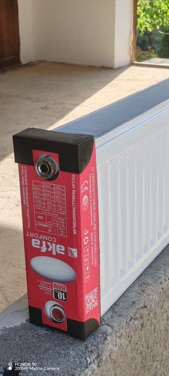 AKFA radiator sotiladi — 2