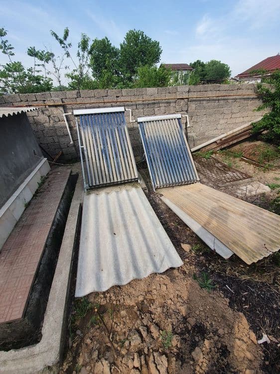 Продаются солнечные коллектора 3шт по 15 секций и запасные колбы — 1
