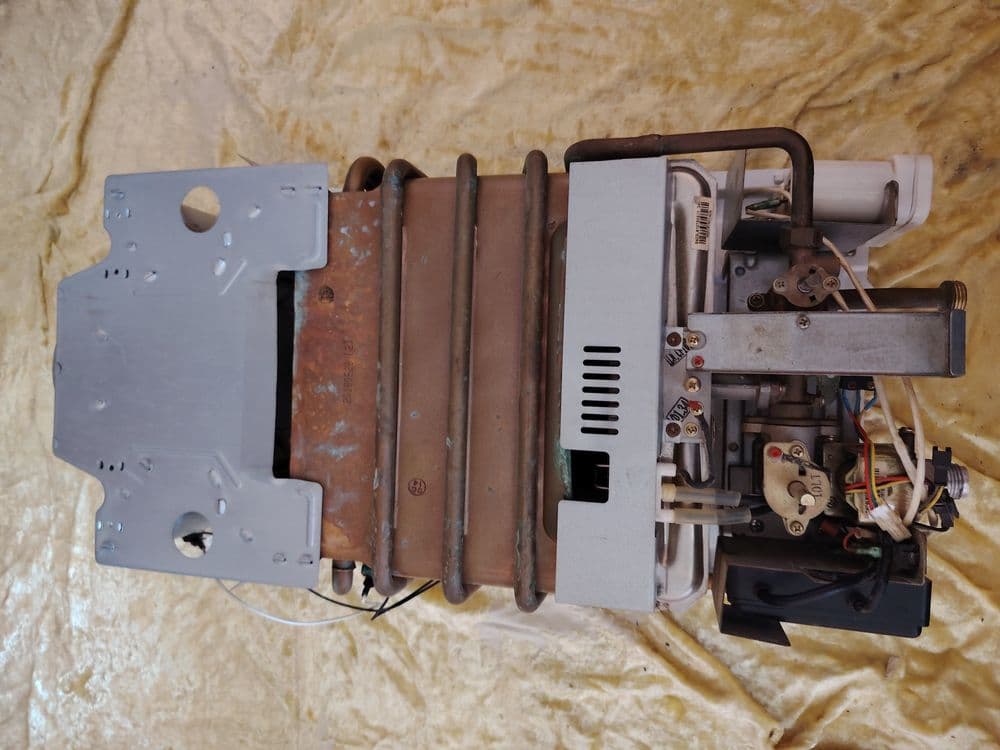 Газовая колонка Ariston — 4