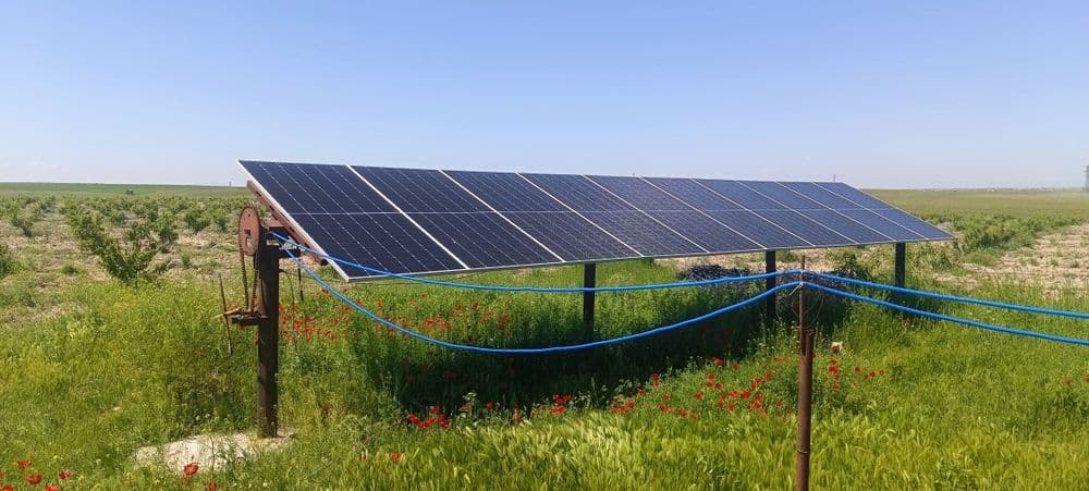 Aylanuvchi quyosh panel oʻrnatamiz Айланувчи куёш панел урнатамиз — 2