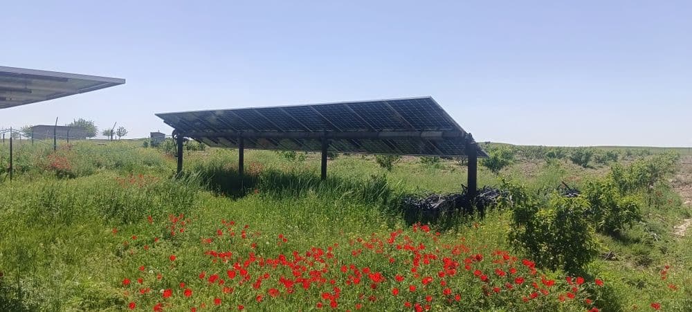 Aylanuvchi quyosh panel oʻrnatamiz Айланувчи куёш панел урнатамиз — 3