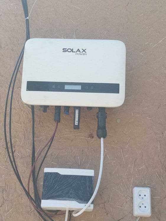 Quyosh paneli uchun Inventor. Ongrid inventor sotiladi. — 2