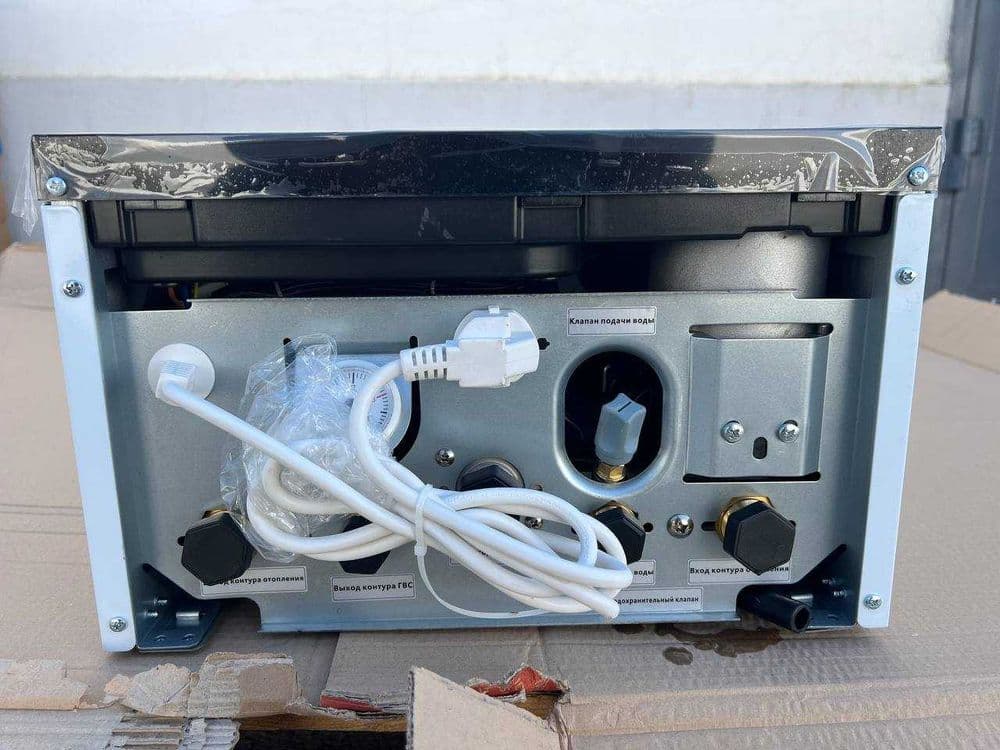 Двухконтурный газовый настенный котел Arcio BP 16/24 кВт — 5