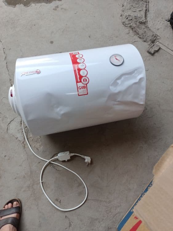 Продаётся водонагреватель — 2