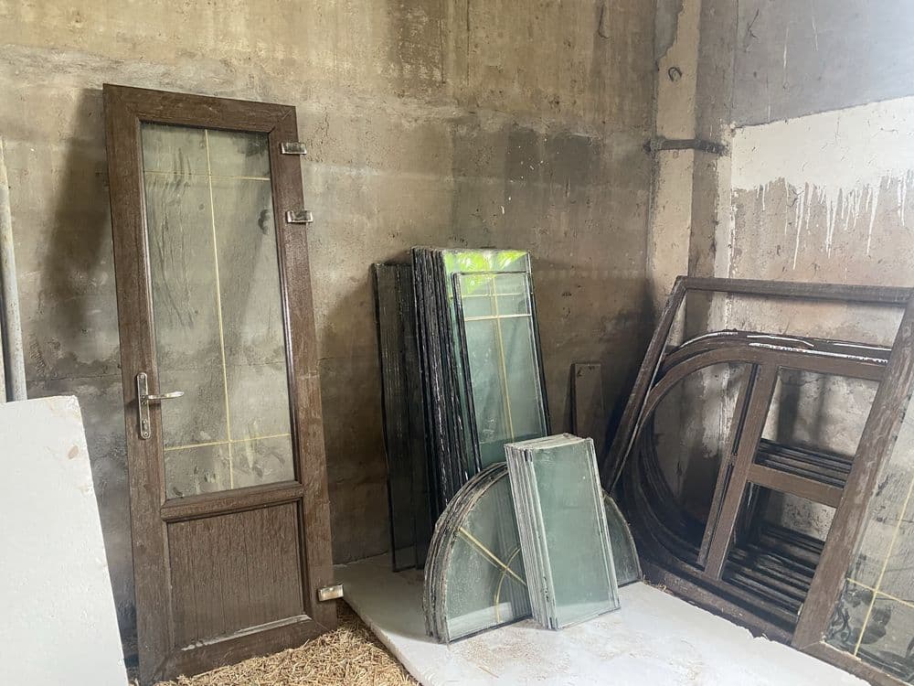 Akfa original rom oynalari bilan b/u — 2