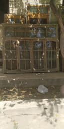 Эшик ва деразалар сотилади. Продаются деревянные окна и двери