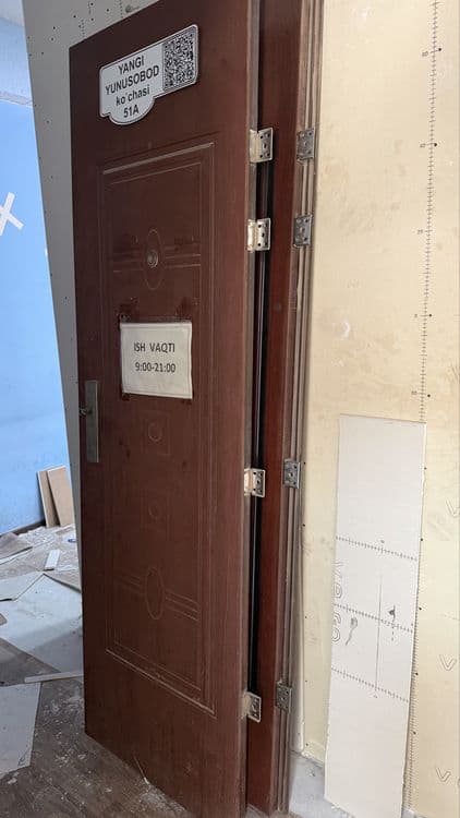 Продам дверь в хорошем состоянии — 1