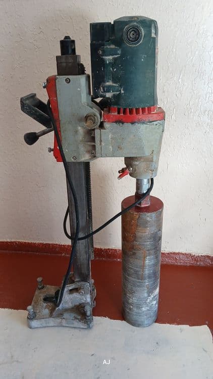 Beton teshunchi aparat — 2